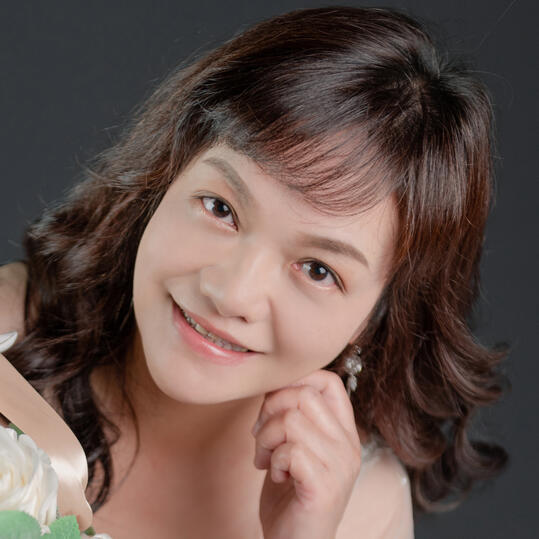Bridging 30 years of musical mastery with education, therapy, and industrial excellence. Wei-Yi Lai is a distinguished musician and entrepreneur holding a Master of Music from The Ohio State University. With a career spanning three decades, she has integra